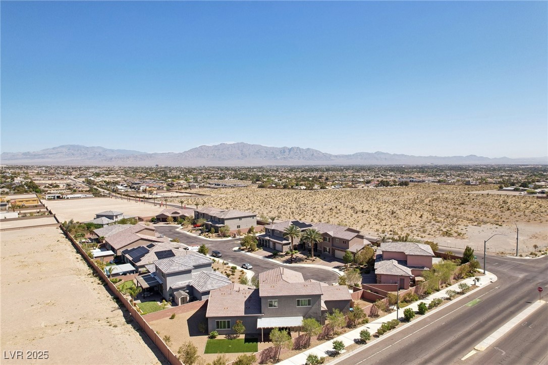 4001 Turquoise Falls Street Property Photo 73