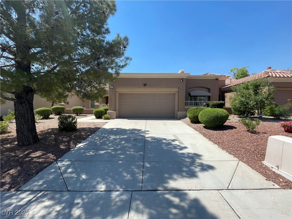 9401 Villa Ridge Drive Property Photo 1