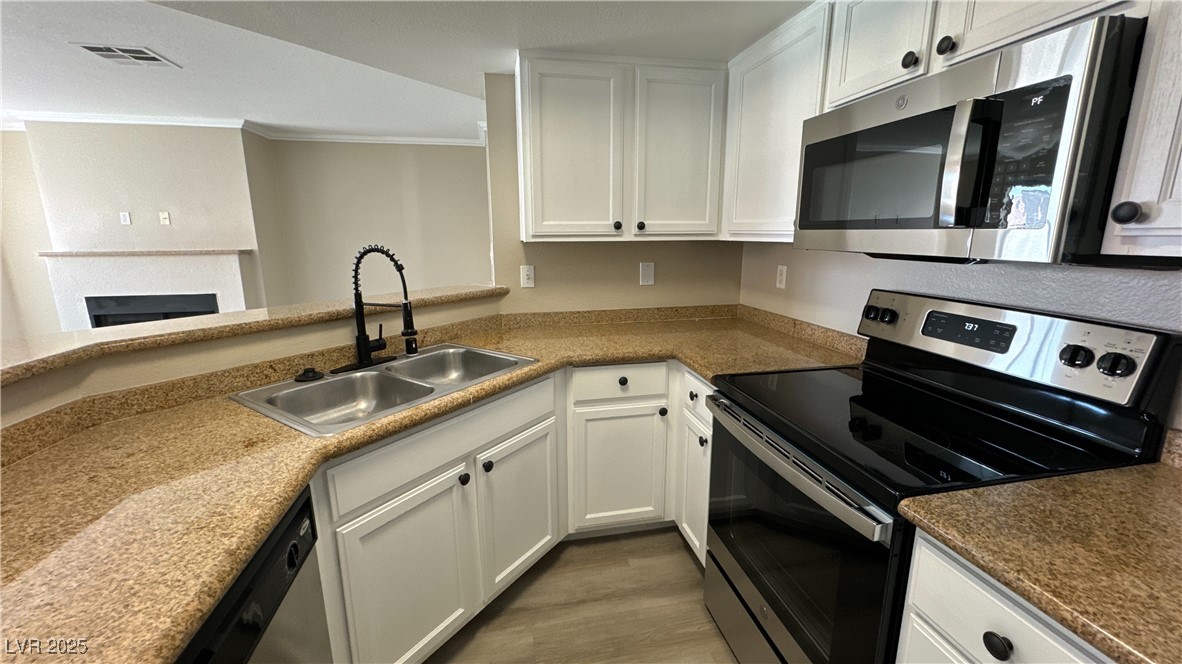 8600 West Charleston Boulevard 2118 Property Photo 6