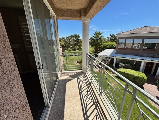 9112 Vista Greens Way 106 Property Photo 2