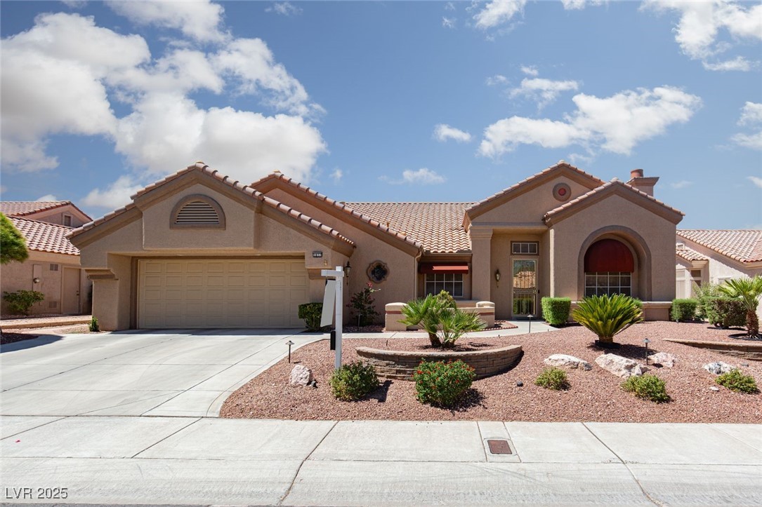 2837 Billy Casper Drive Property Photo 3