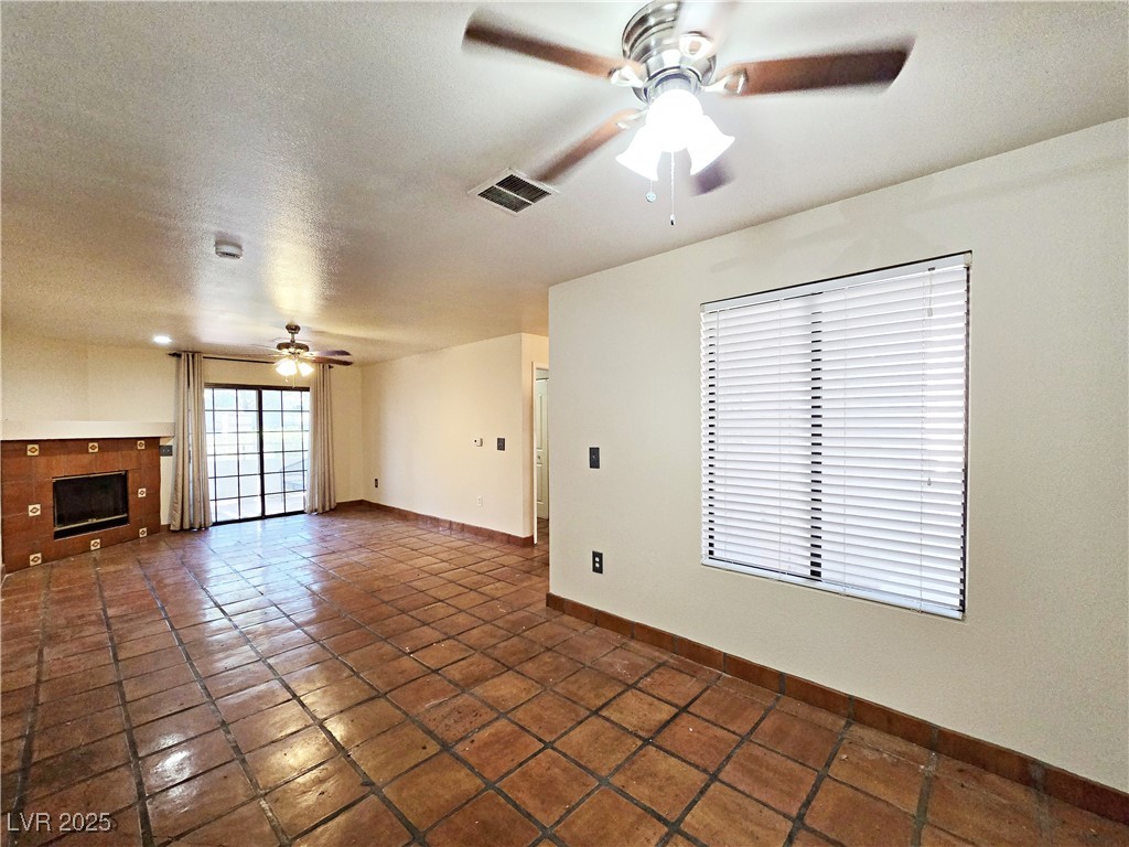 8452 Boseck Drive 106 Property Photo 6