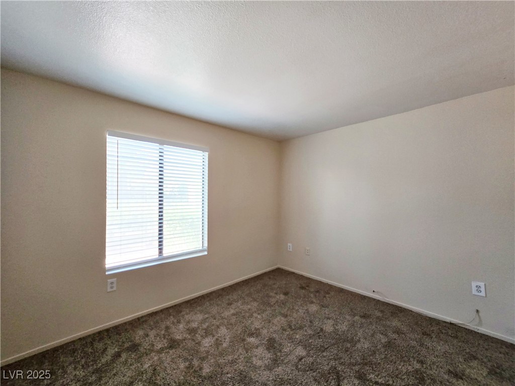 8452 Boseck Drive 106 Property Photo 16