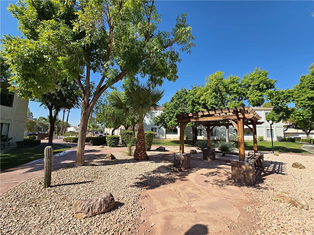 8452 Boseck Drive 106 Property Photo 24