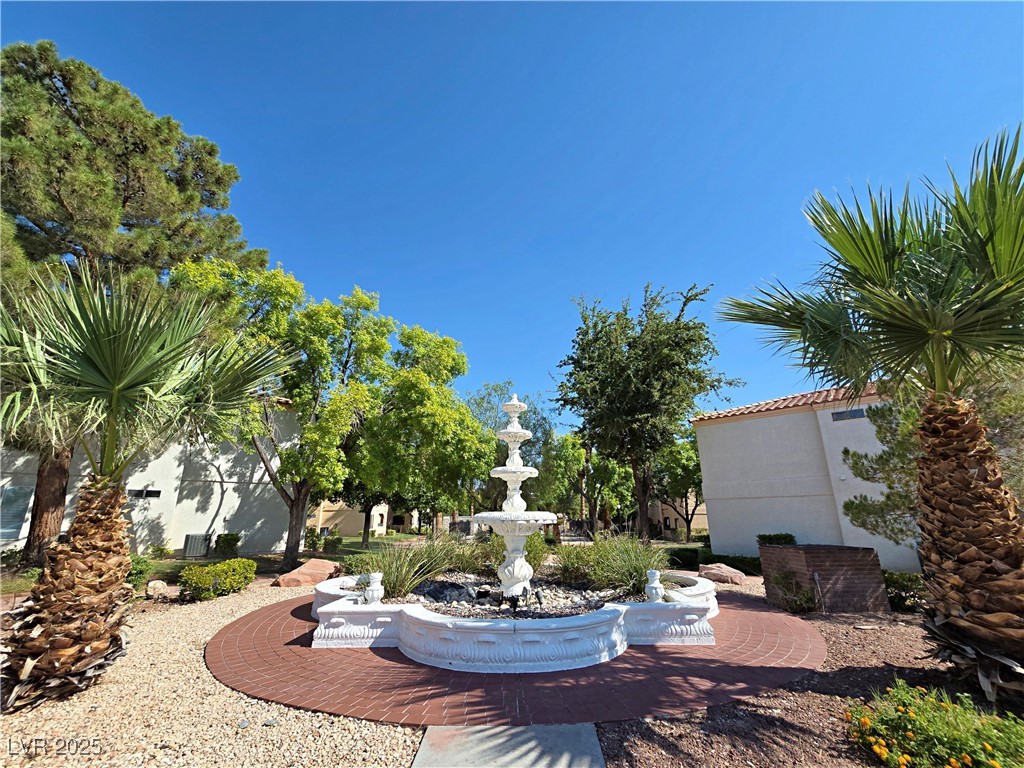 8452 Boseck Drive 106 Property Photo 25