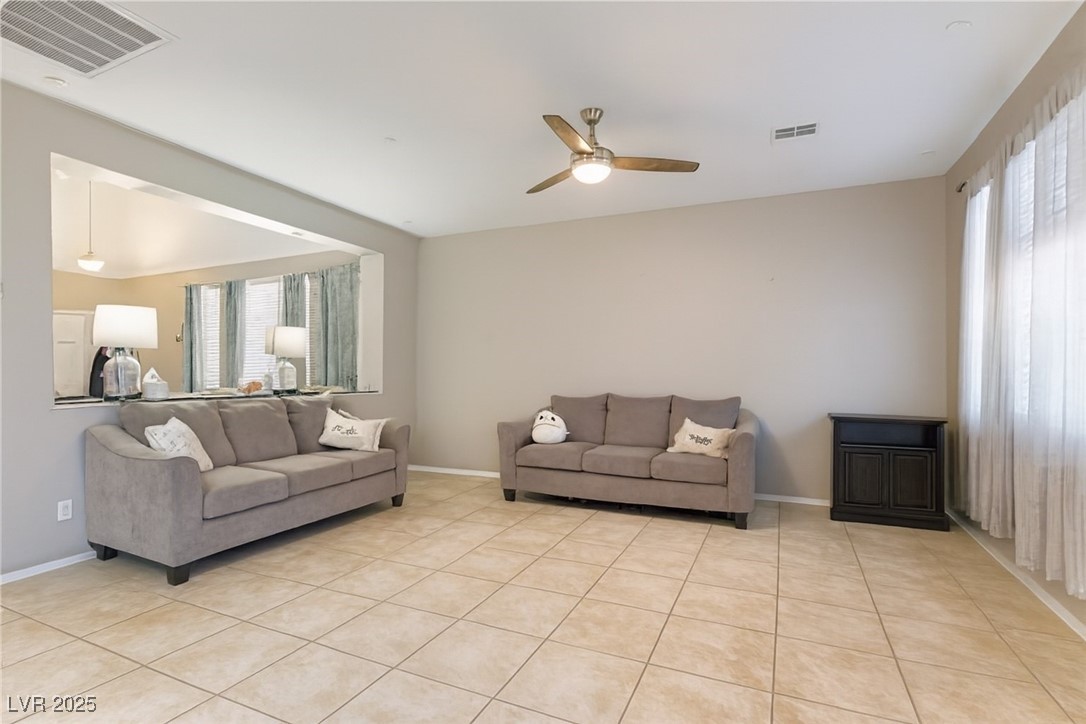 788 Forest Peak Street Property Photo 14