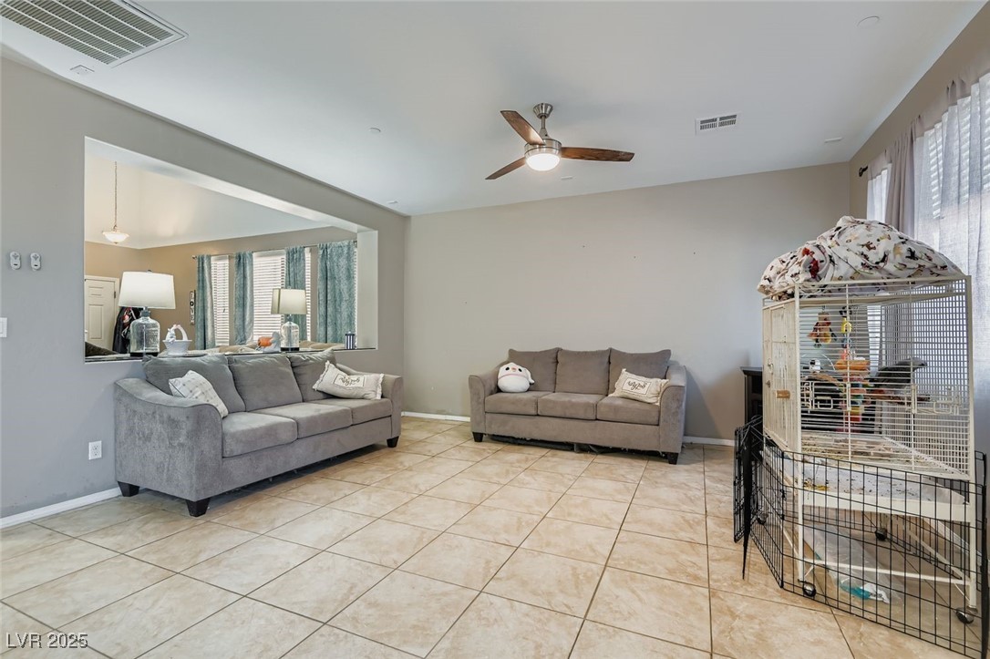 788 Forest Peak Street Property Photo 15