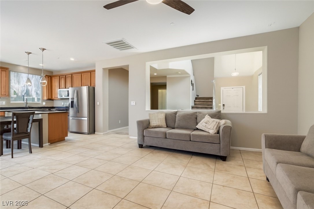 788 Forest Peak Street Property Photo 17