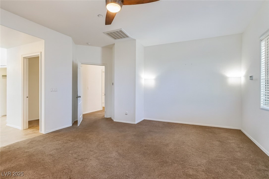 788 Forest Peak Street Property Photo 24