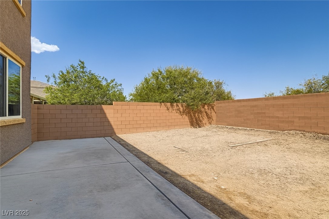 788 Forest Peak Street Property Photo 35