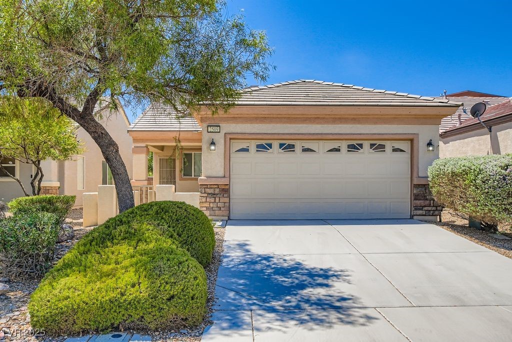 2509 Great Auk Avenue Property Photo 2