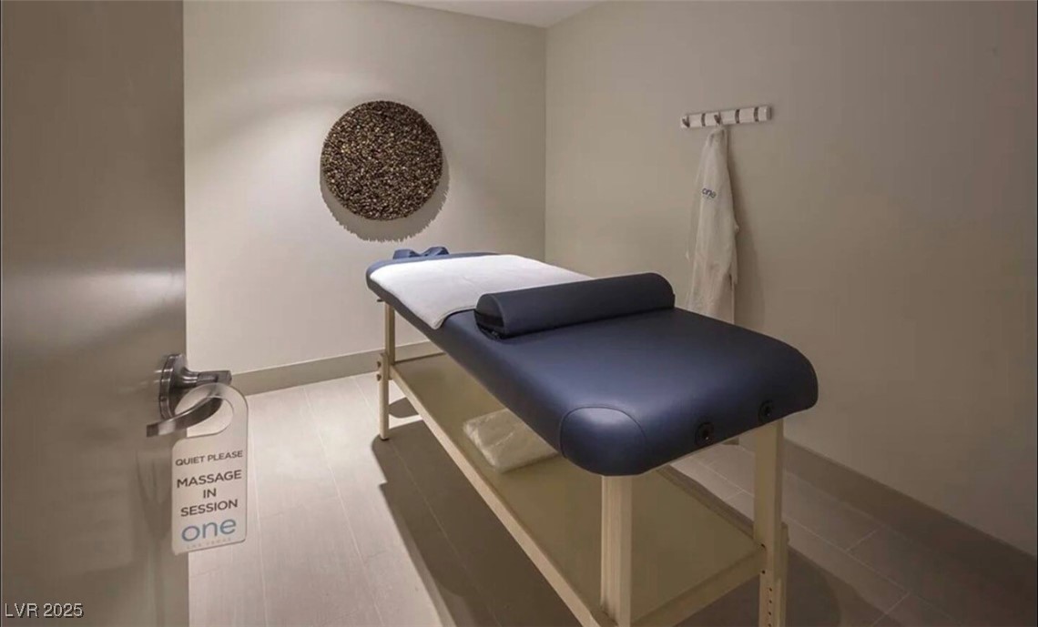 8255 Las Vegas Boulevard 1517 Property Photo 8