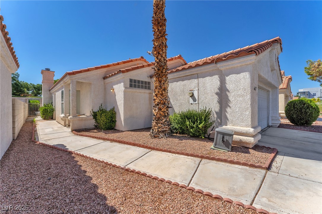 6637 Lund Drive Property Photo 2