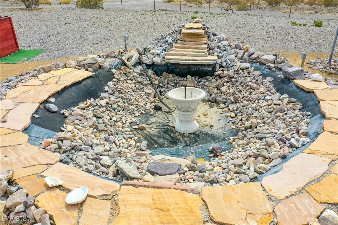 520 Burt Street Property Photo 36