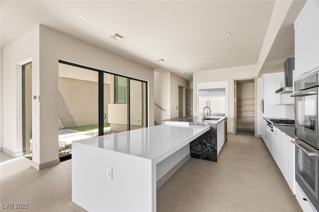 26 Promenade Isle Lane Property Photo 6