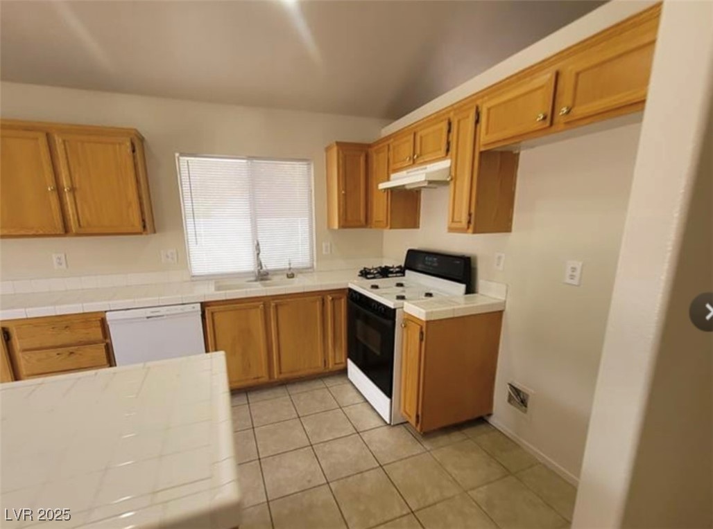 4856 Minturn Avenue Property Photo 6