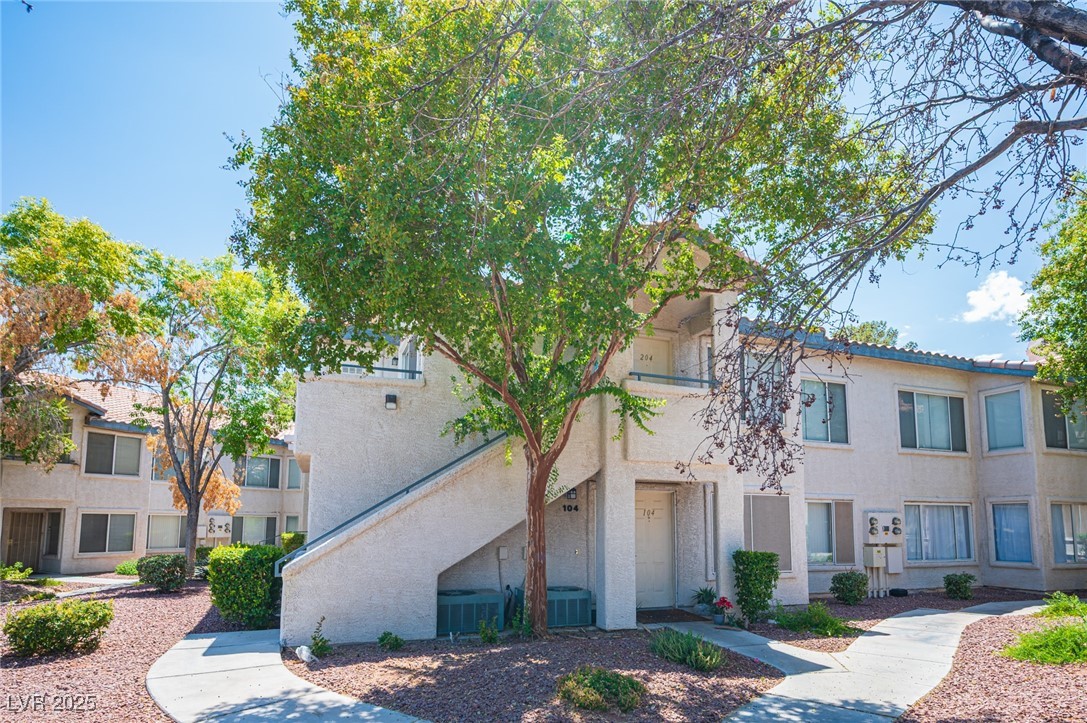 3065 Casey Drive 204 Property Photo 7