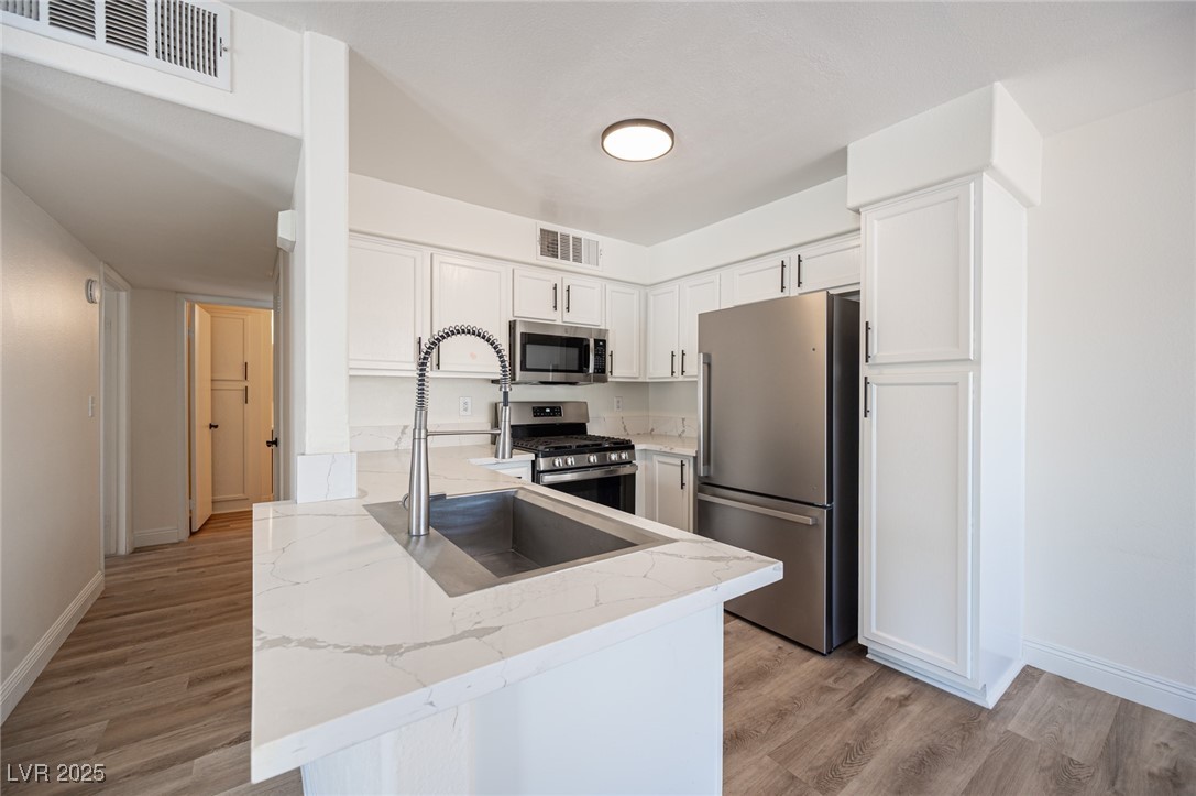 3065 Casey Drive 204 Property Photo 20