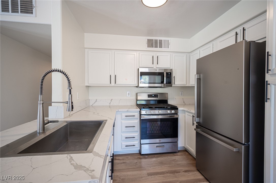 3065 Casey Drive 204 Property Photo 21