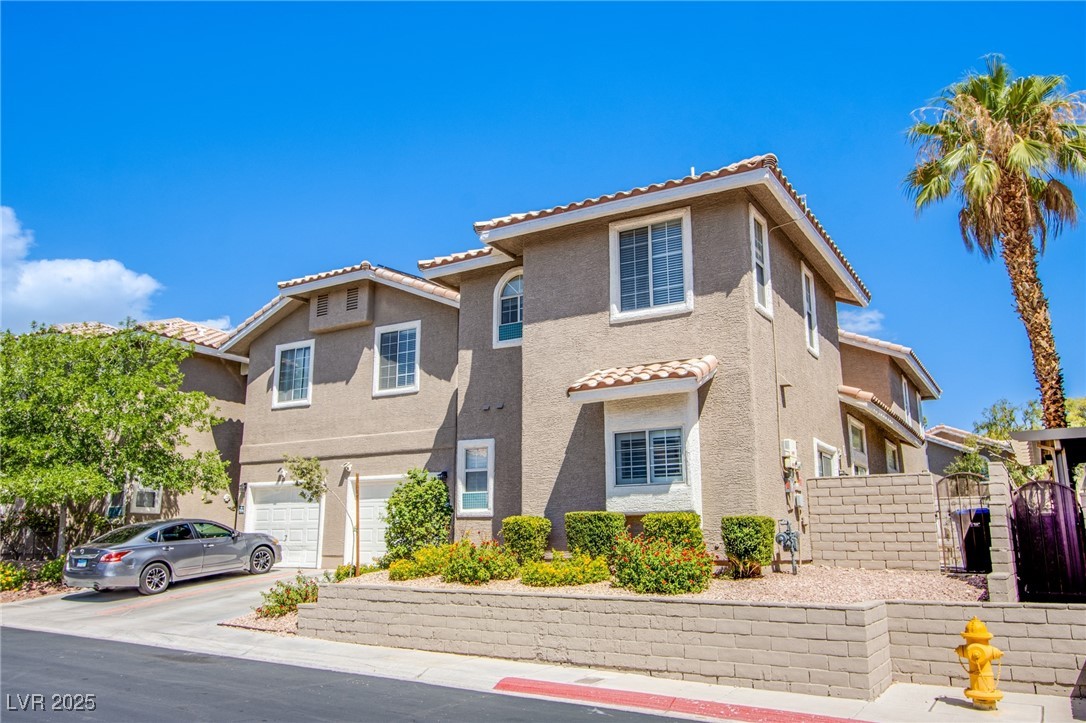 9340 Horizon Vista Lane Property Photo 1