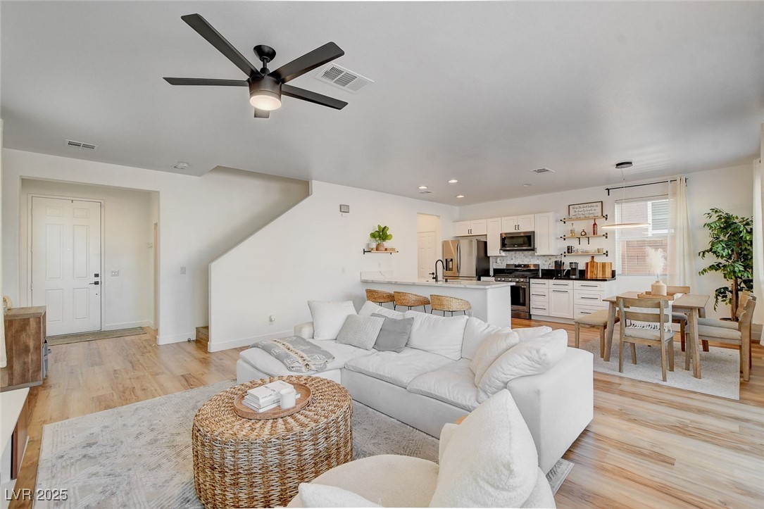 5353 Harris Spring Lane Property Photo 5