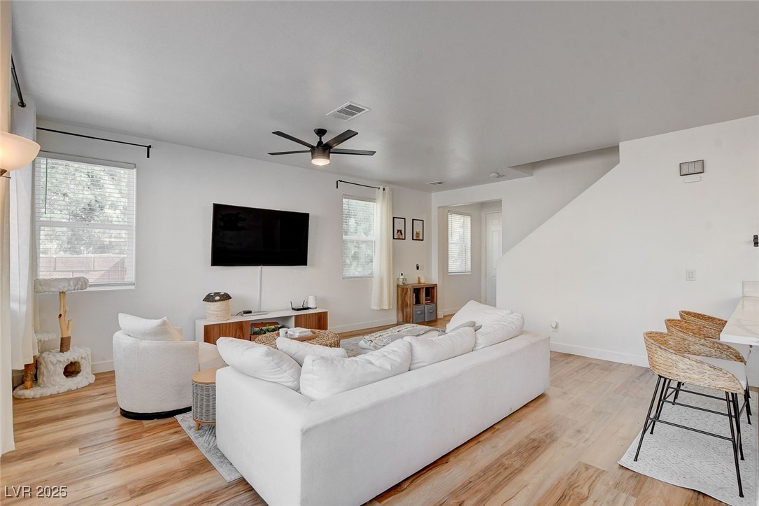 5353 Harris Spring Lane Property Photo 6