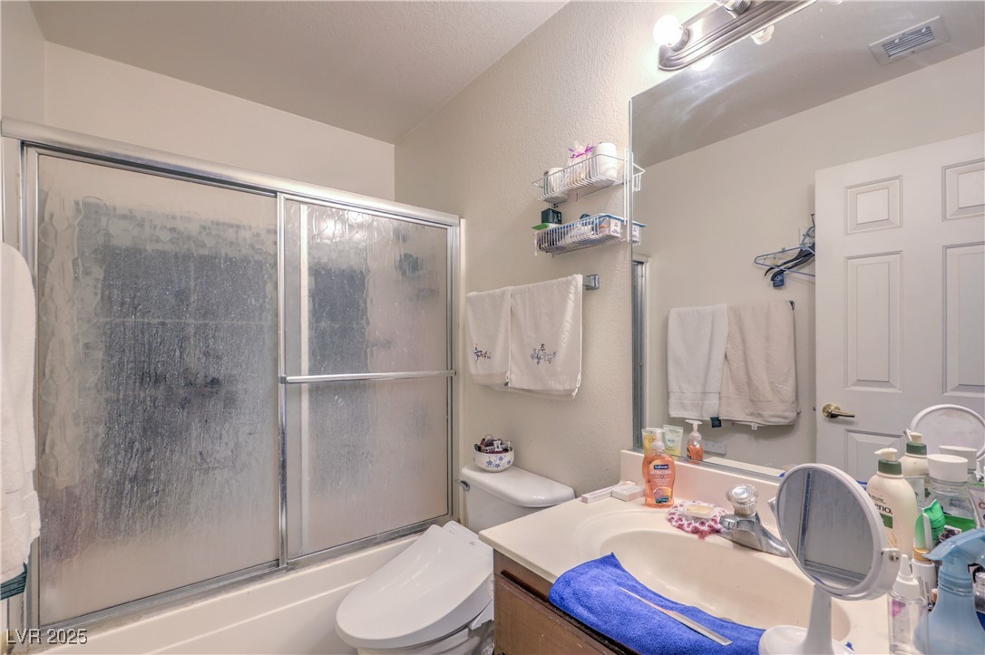 5796 Ambassador Avenue 202 Property Photo 10