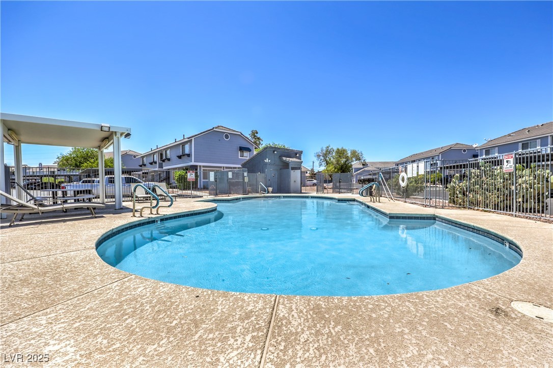 5796 Ambassador Avenue 202 Property Photo 11