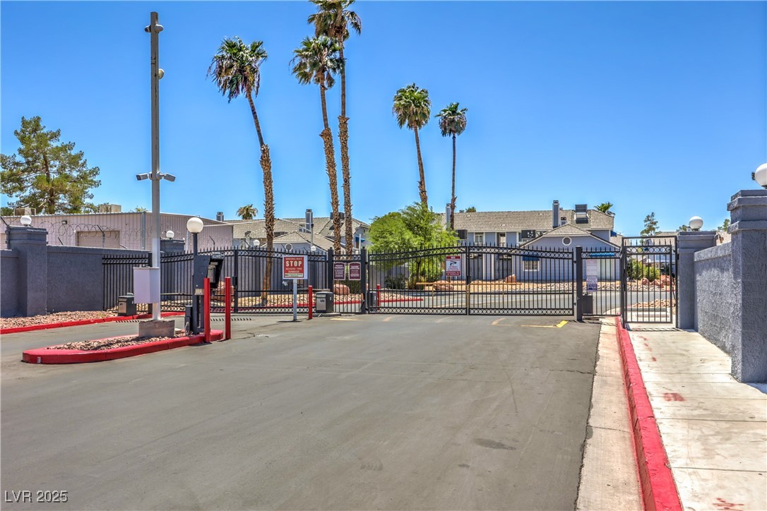 5796 Ambassador Avenue 202 Property Photo 16