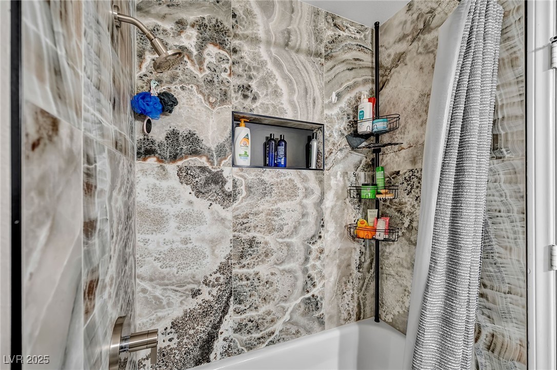 3757 North Torrey Pines Drive Property Photo 28