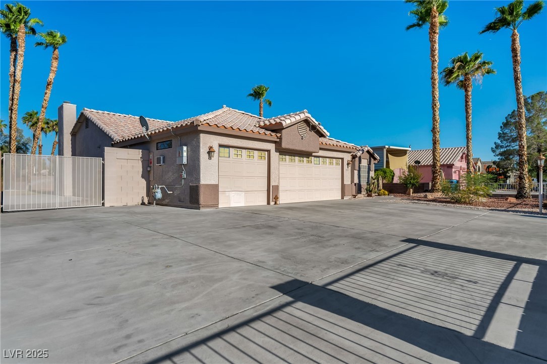 3757 North Torrey Pines Drive Property Photo 53