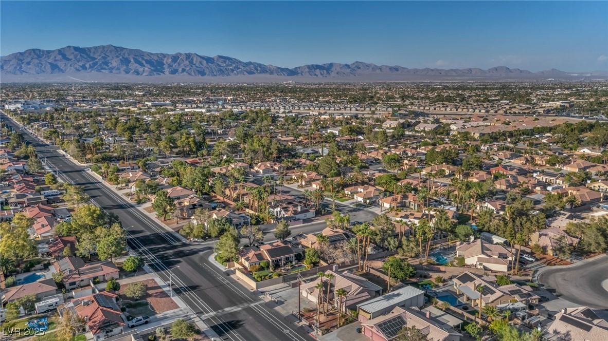 3757 North Torrey Pines Drive Property Photo 63