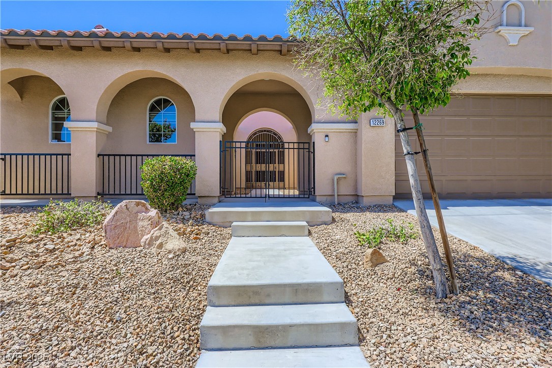 12269 Montura Rosa Place Property Photo 4