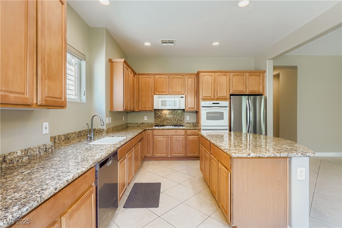 12269 Montura Rosa Place Property Photo 13