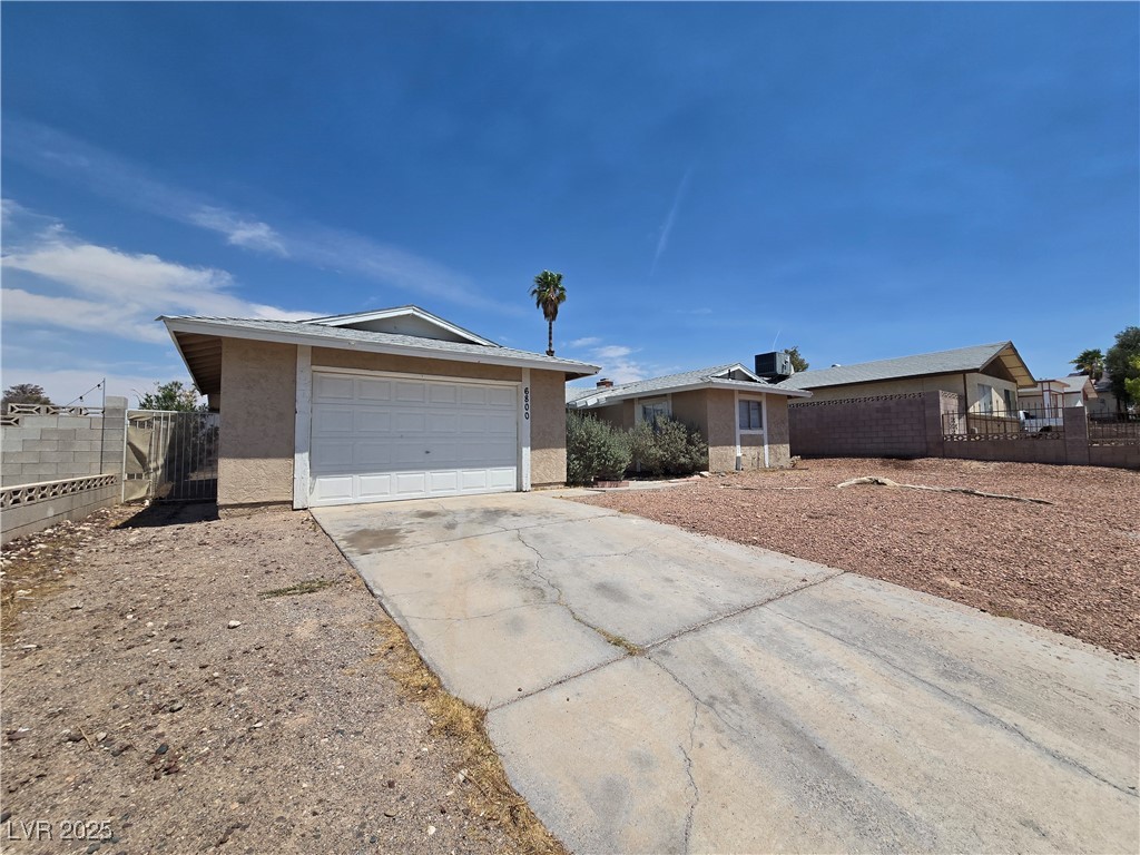 2711267 Property Photo 1