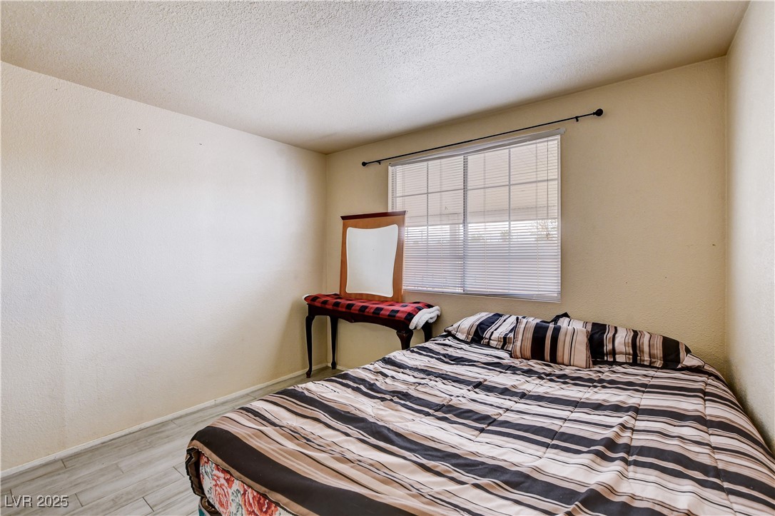 1620 Kenneth Street Property Photo 10