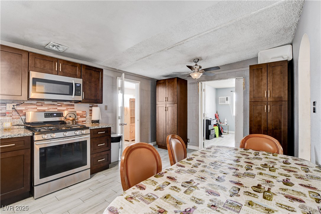 1620 Kenneth Street Property Photo 18