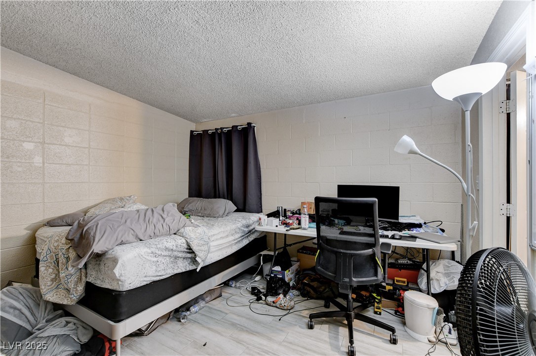 1620 Kenneth Street Property Photo 32