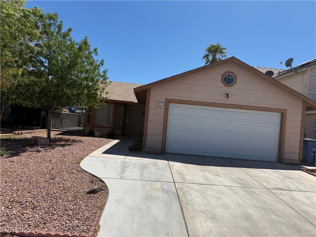 6229 Saginaw Drive Property Photo 2