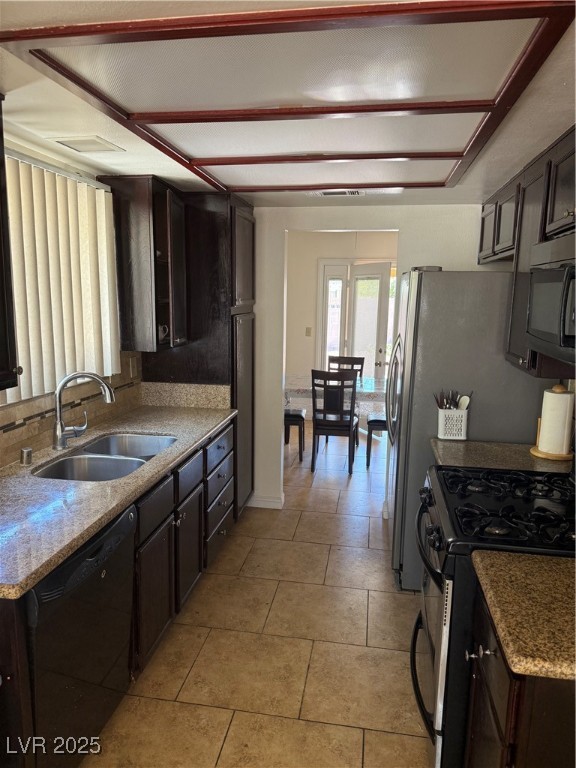 6229 Saginaw Drive Property Photo 3