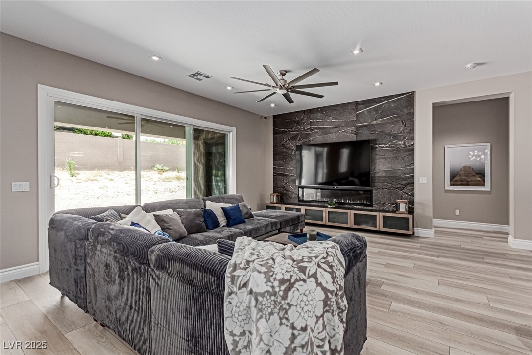 2669 Pioneer Estates Court Property Photo 5