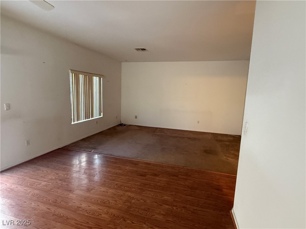 9334 Peace Pipe Court Property Photo 4