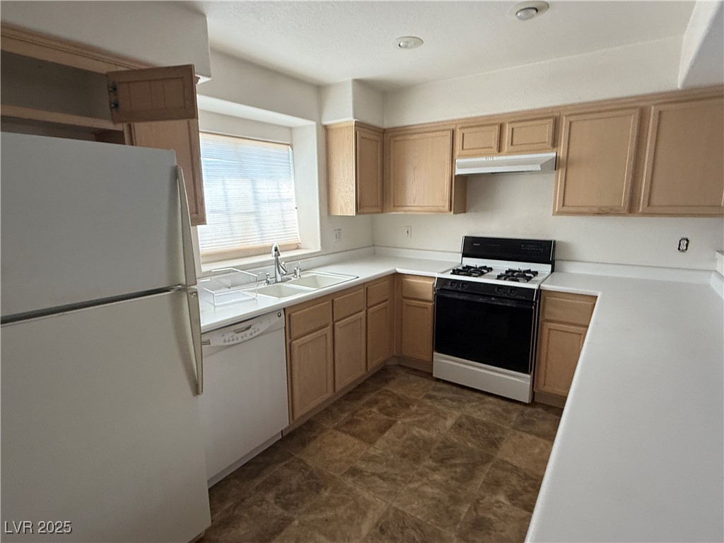 9334 Peace Pipe Court Property Photo 6