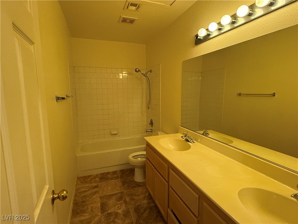 9334 Peace Pipe Court Property Photo 12