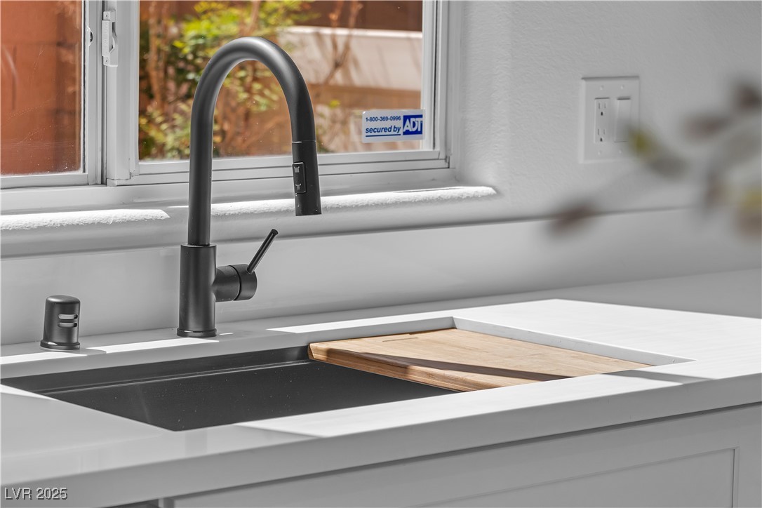 9571 Dawning Heat Street Property Photo 18