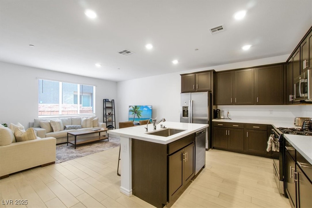 1529 Eva Crossing Place Property Photo 12