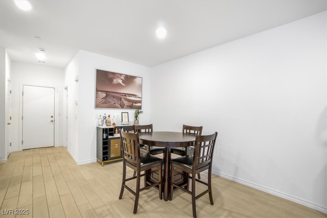 1529 Eva Crossing Place Property Photo 15