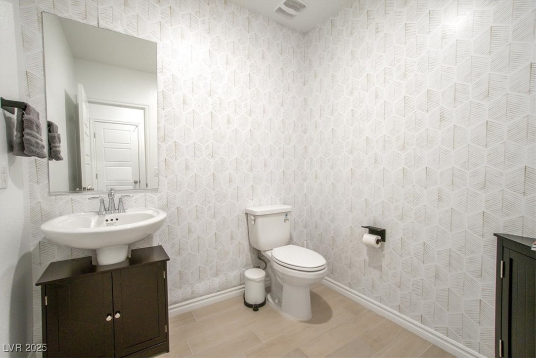 1529 Eva Crossing Place Property Photo 17