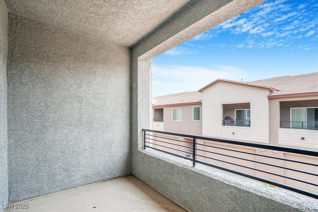 1529 Eva Crossing Place Property Photo 22