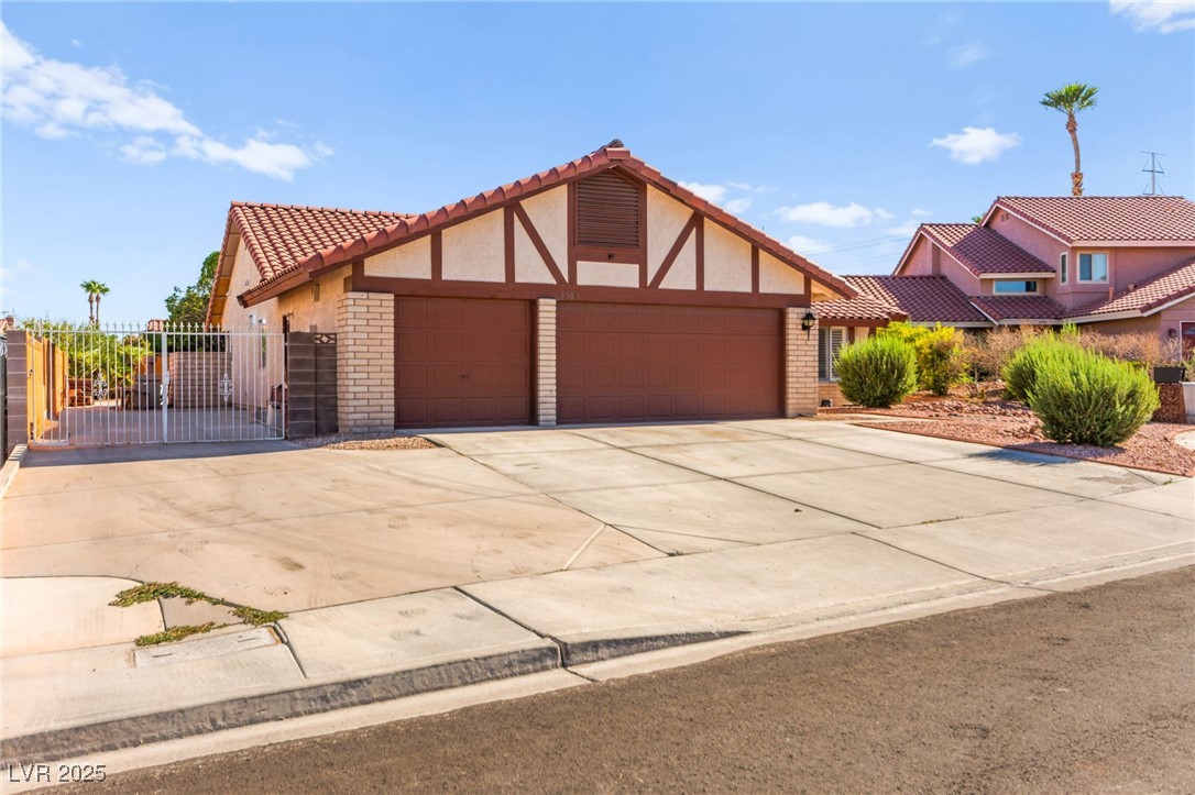 8505 Custer Court Property Photo 7